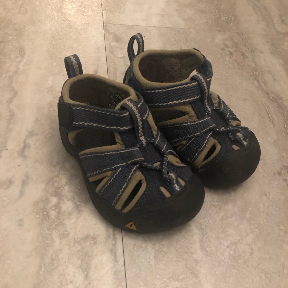 Keen toddler H2 sandals blue grey size 4